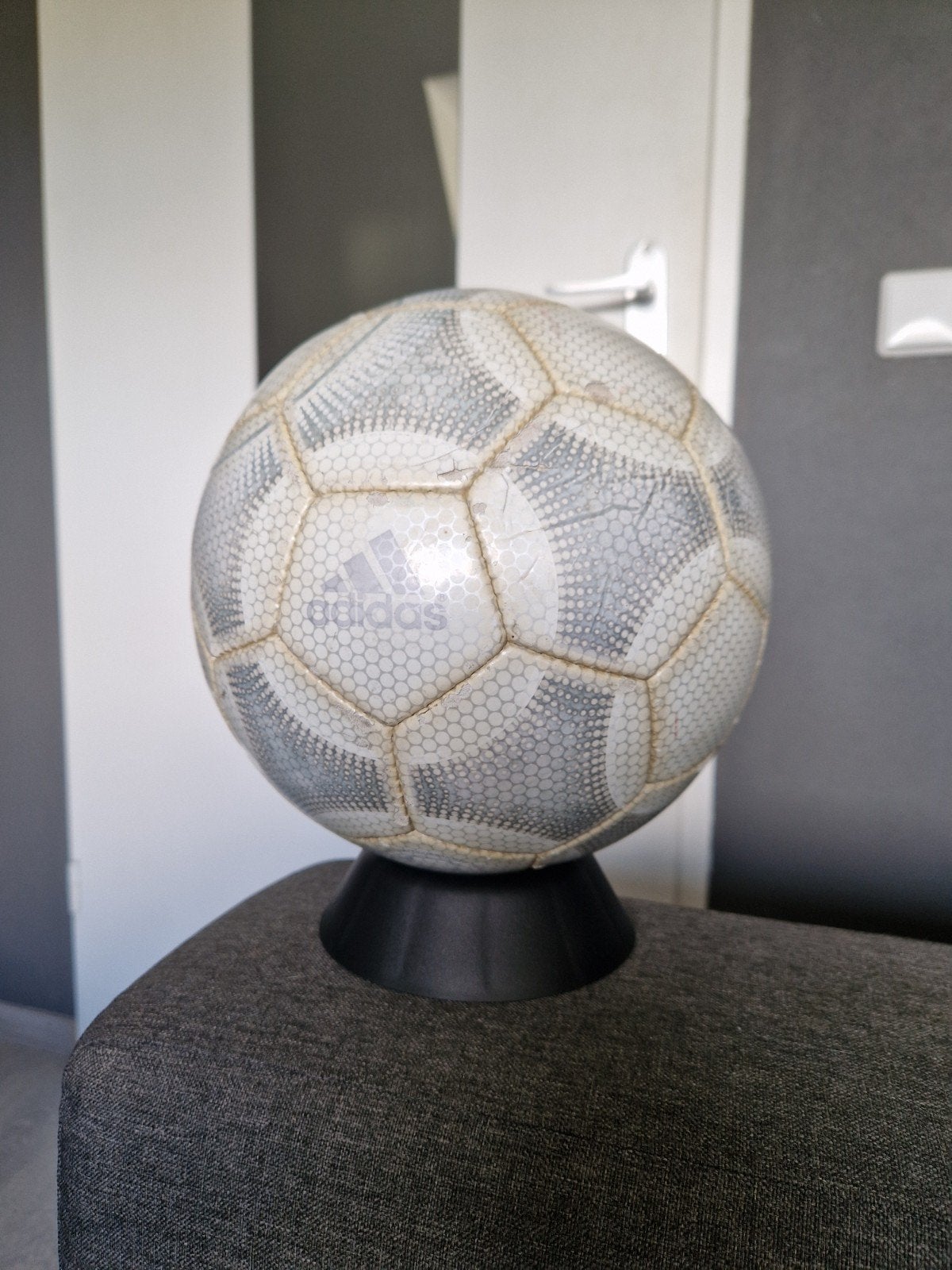 adidas Terrestra OFFICIAL MATCHBALL (EK 2000), Verzamelen, Sportartikelen en Voetbal, Ophalen of Verzenden, Buitenlandse clubs