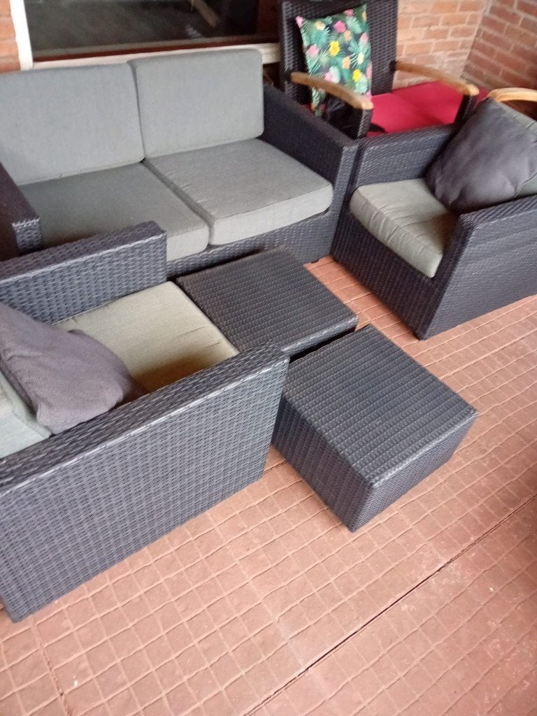 Mooie lounge set, Ophalen, 5 zitplaatsen, Kunststof, Gebruikt
