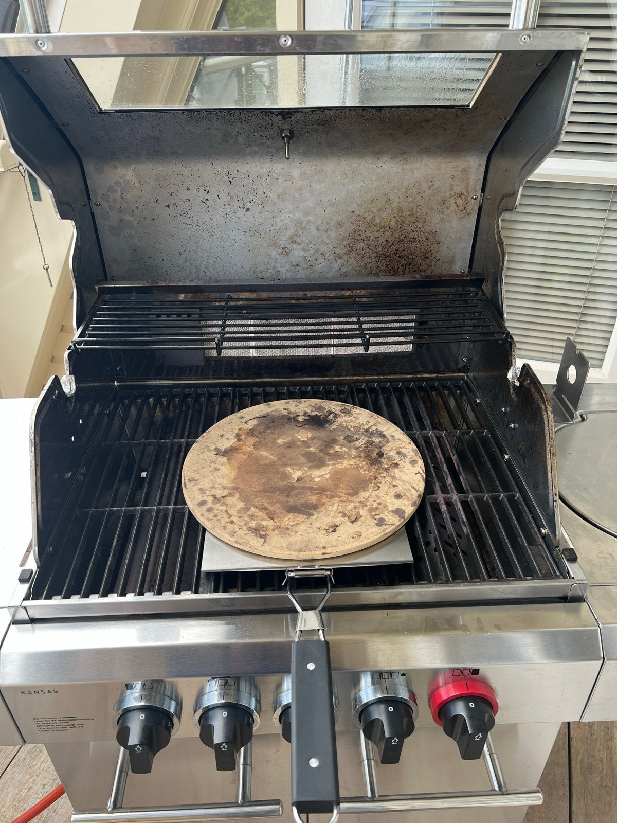 Foto 6 van Enders BBQ van roestvrij staal met koepel