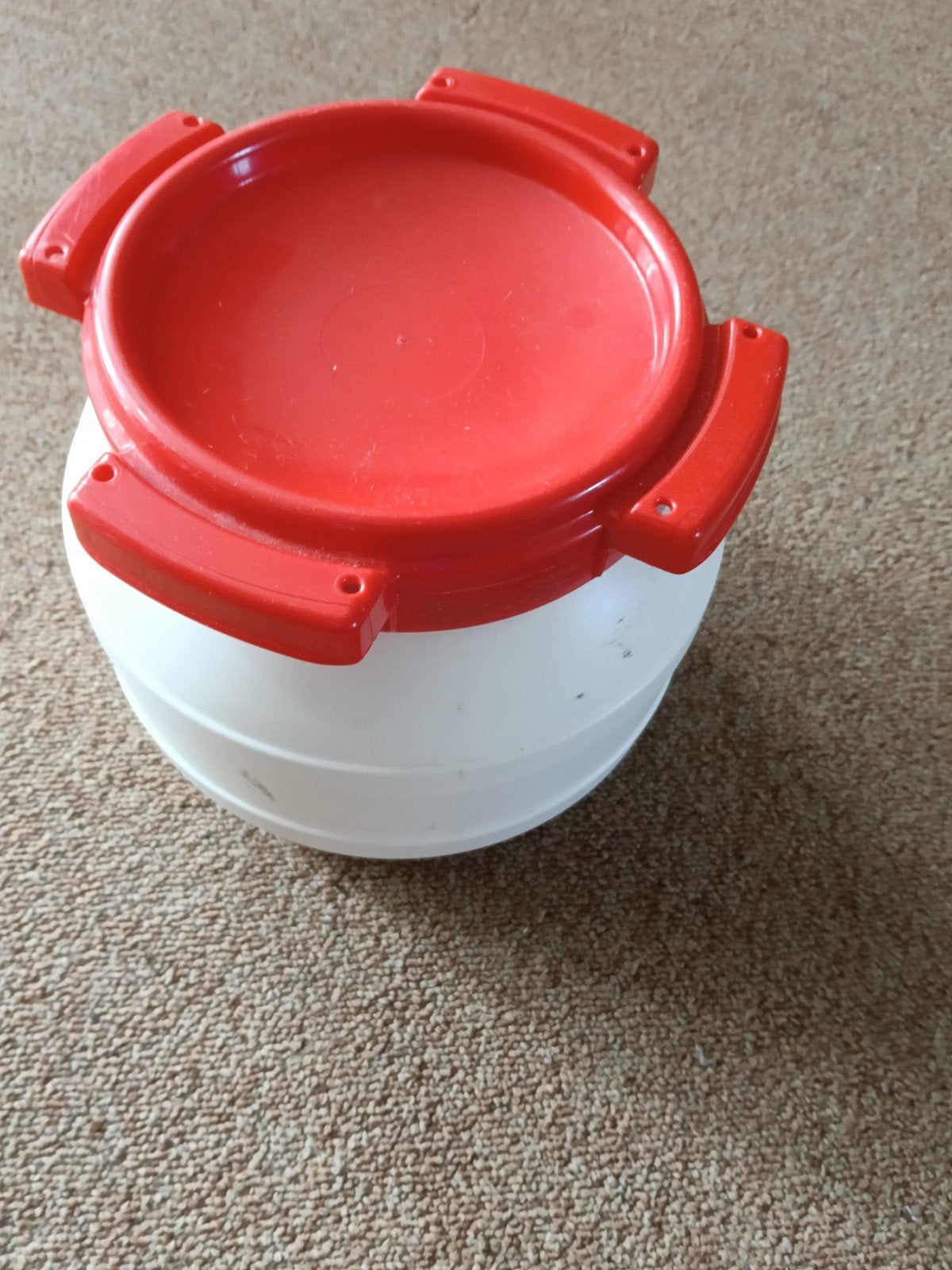 bewaar ton 5 liter van beversport, Ophalen