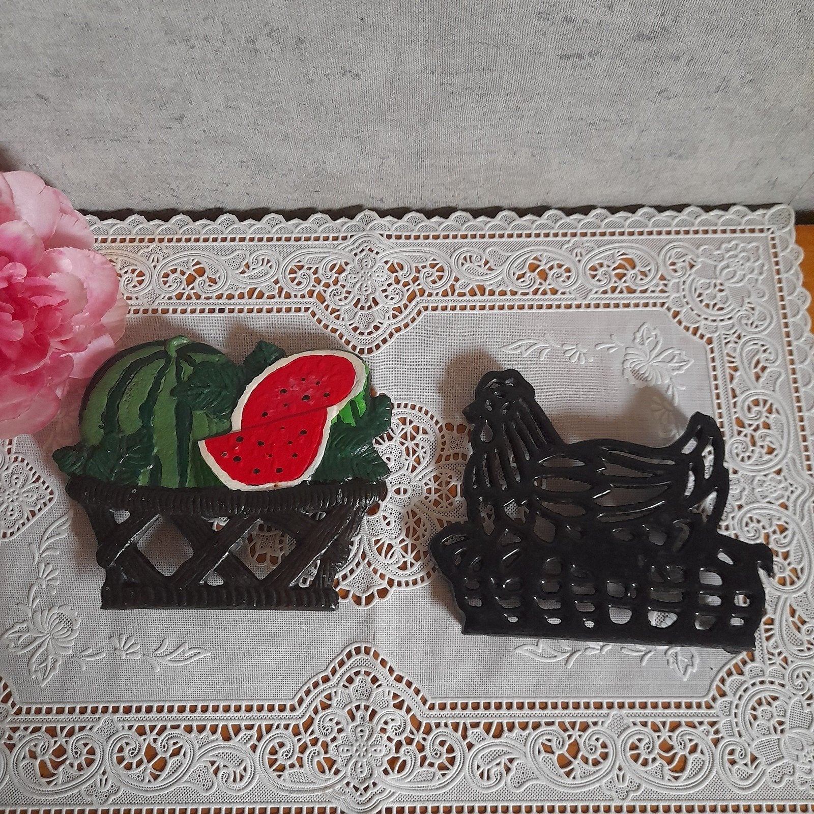 2 Brocante onderzetters kip watermeloen, Huis en Inrichting, Ophalen of Verzenden