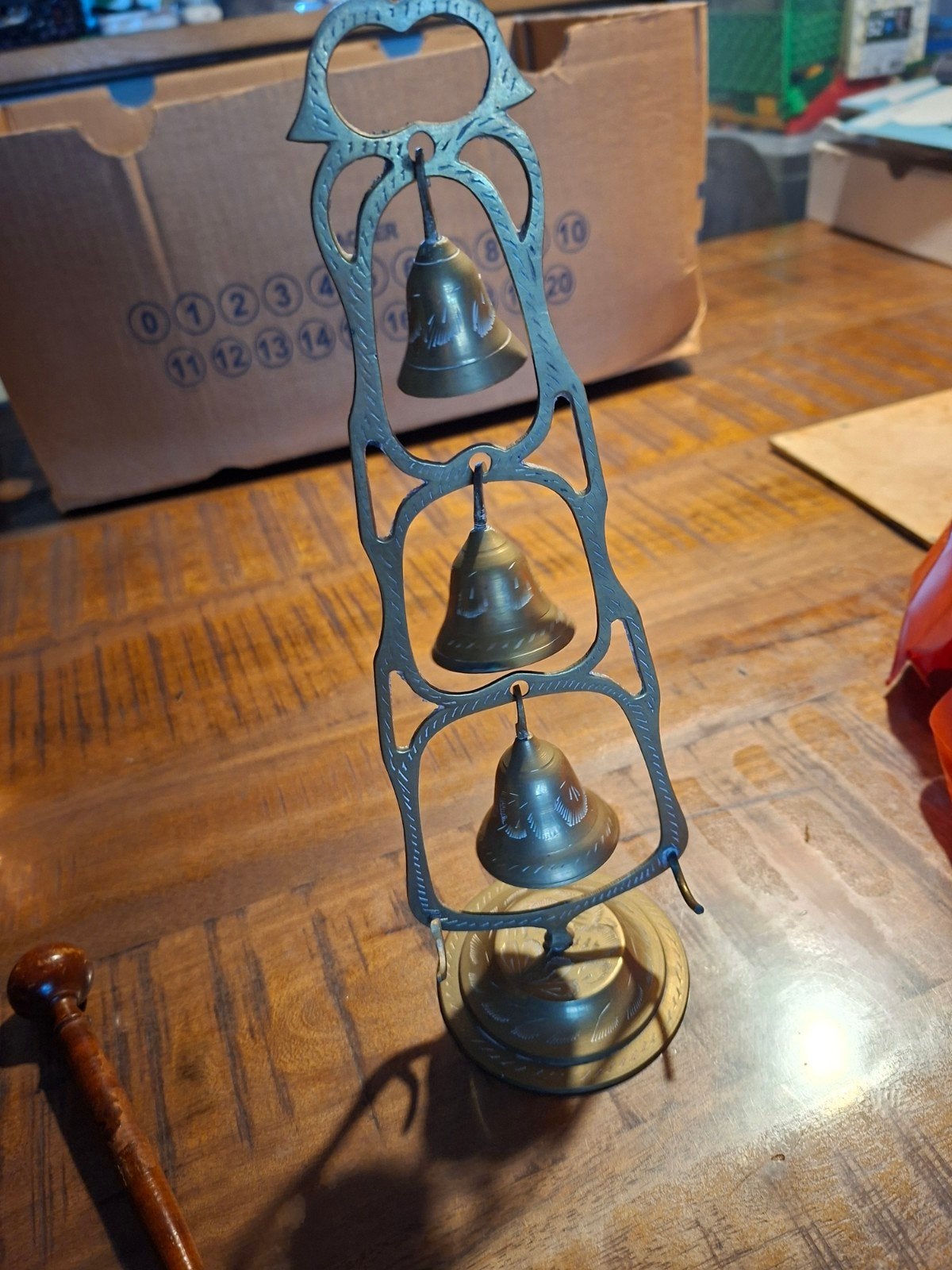 Decoratieve messing bel met standaard, Ophalen of Verzenden