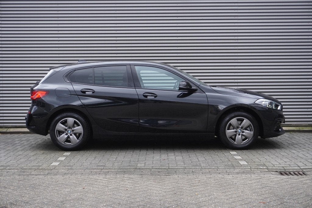 BMW 1 Serie 118i Trekhaak met afneembare kogel | Achteruitri, Auto's, BMW, 136 pk, Gebruikt, Met garantie (alle), Leder en Stof