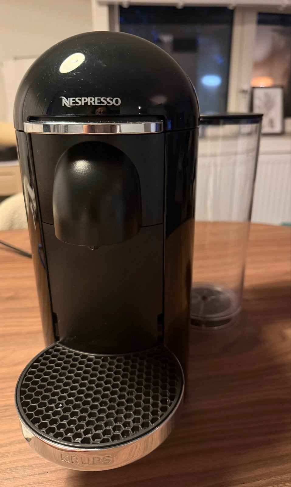Nespresso Vertuo Krups XN900 koffiezetapparaat - Zwart, Gebruikt, Espresso apparaat, Ophalen of Verzenden, 1 kopje