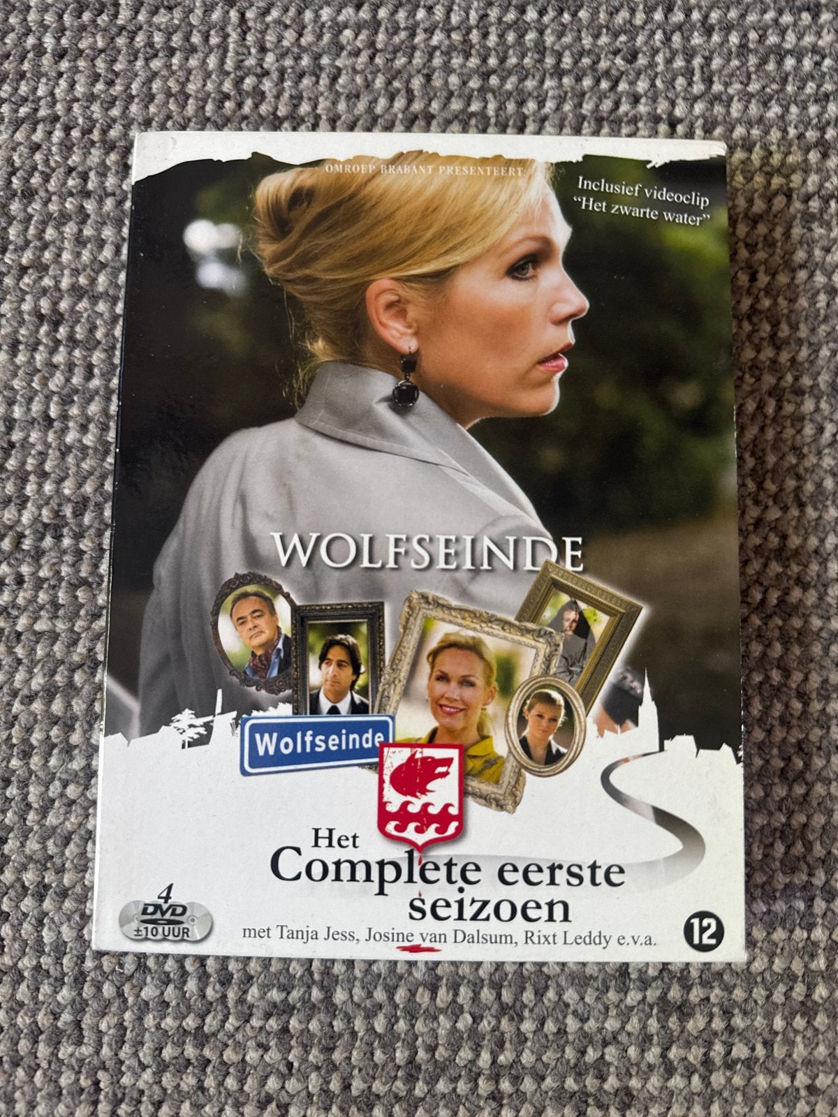 Wolfseinde - Het Complete Eerste Seizoen (4 DVD), Bonusmateriaal, Seizoen 1, Drama, Zo goed als nieuw