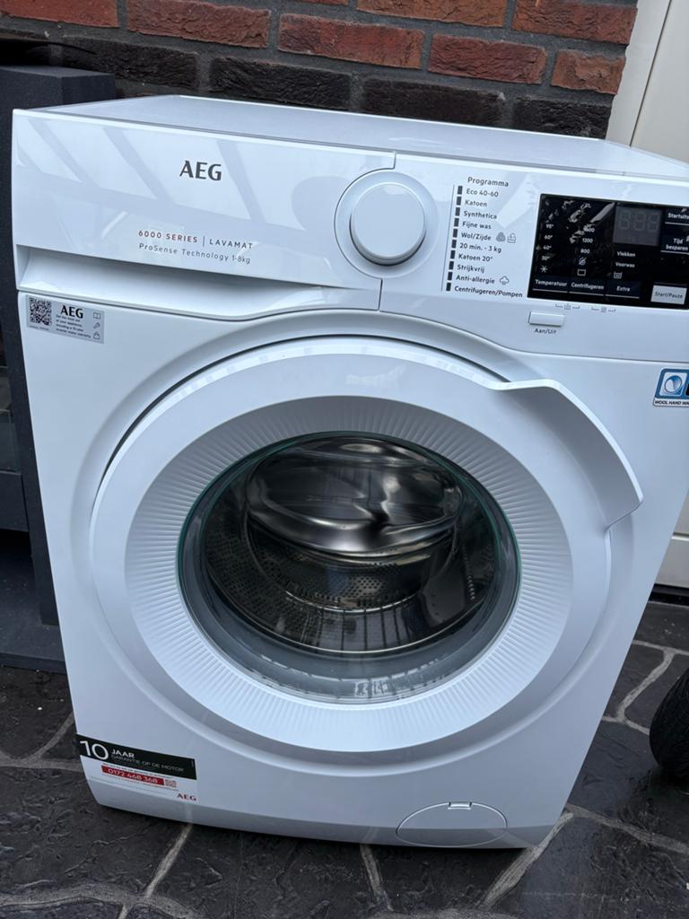 AEG 6000 SERIES LAVAMAT ProSense Technology 1-8kg, Witgoed en Apparatuur, Wasmachines, Ophalen, 8 tot 10 kg, Voorlader, Wolwasprogramma