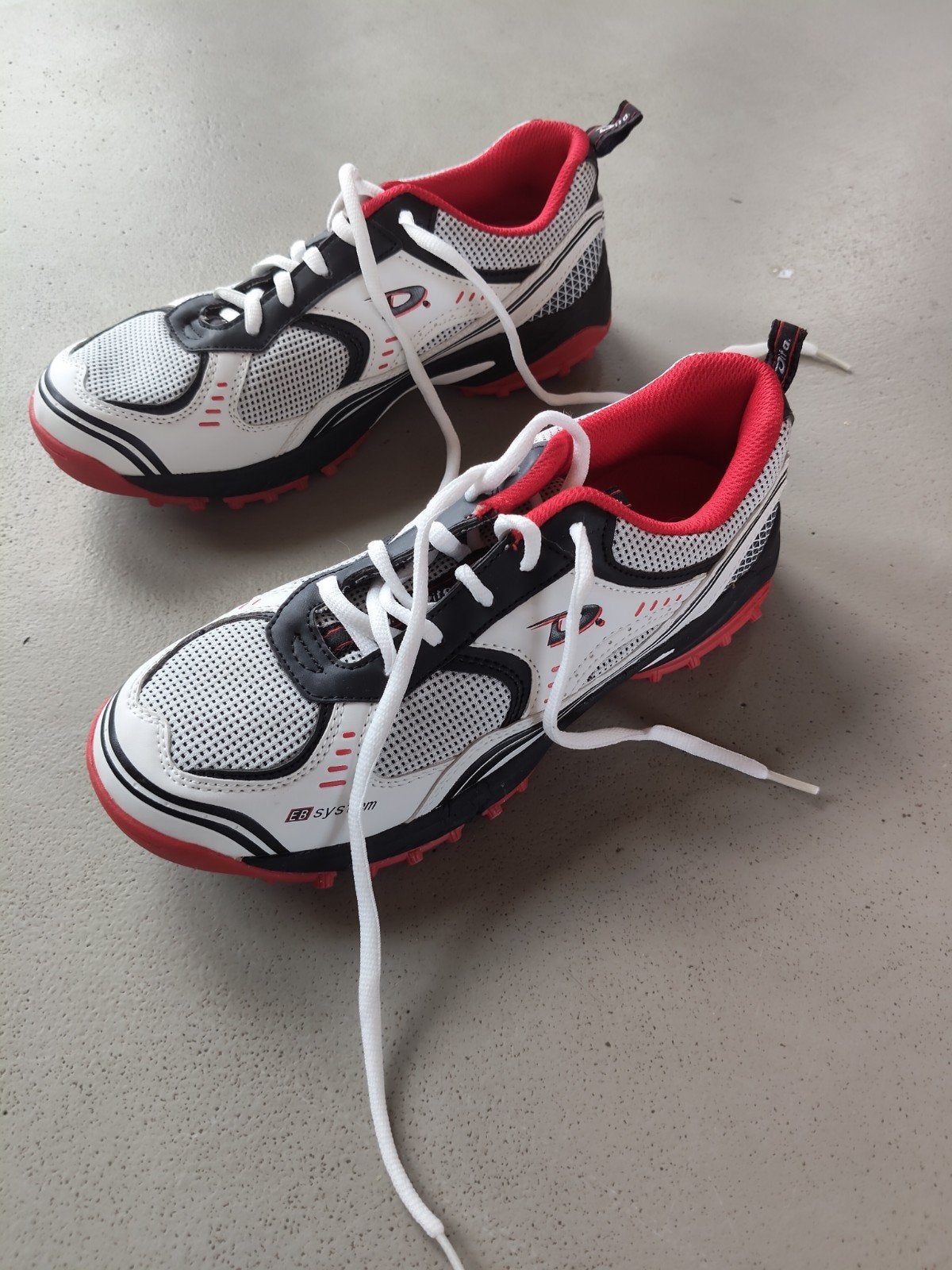 Hockeyschoenen maat 40 Dita nieuw, Ophalen of Verzenden, Nieuw, Schoenen
