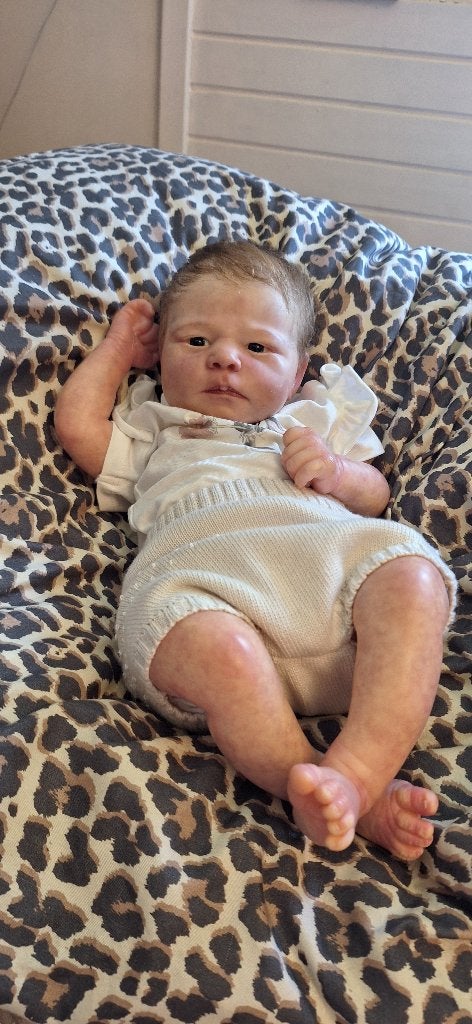 Reborn baby ruby️, Ophalen of Verzenden, Zo goed als nieuw, Babypop, Levensecht of Reborn