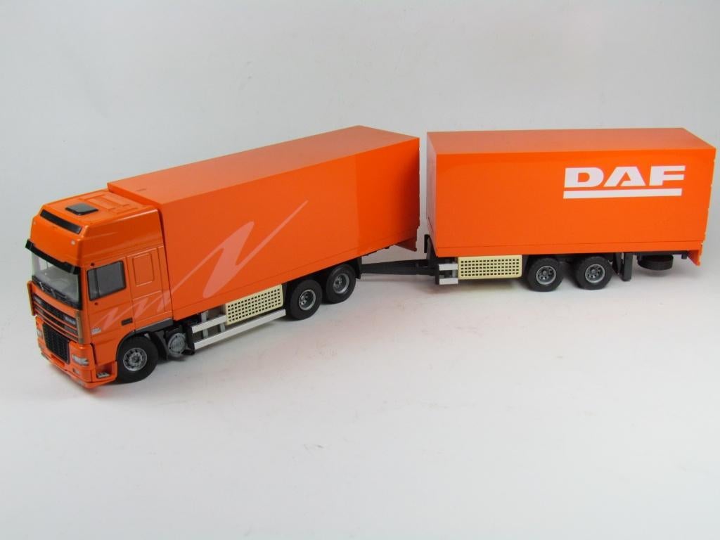 Tekno Daf 95XF Super Space Cab volumecombi, Ophalen of Verzenden, Zo goed als nieuw, Bus of Vrachtwagen, Tekno