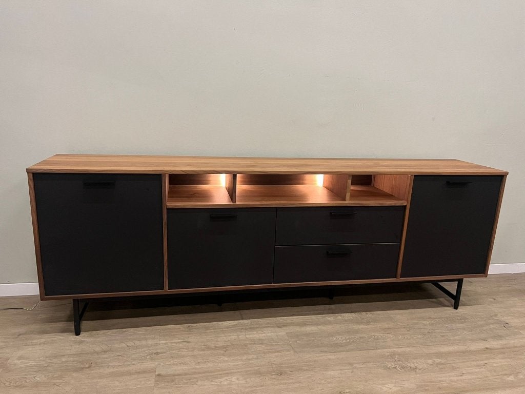 Torano dressoir 230cm van Xooon, Nieuw, Overige materialen, Ophalen of Verzenden, Minder dan 100 cm