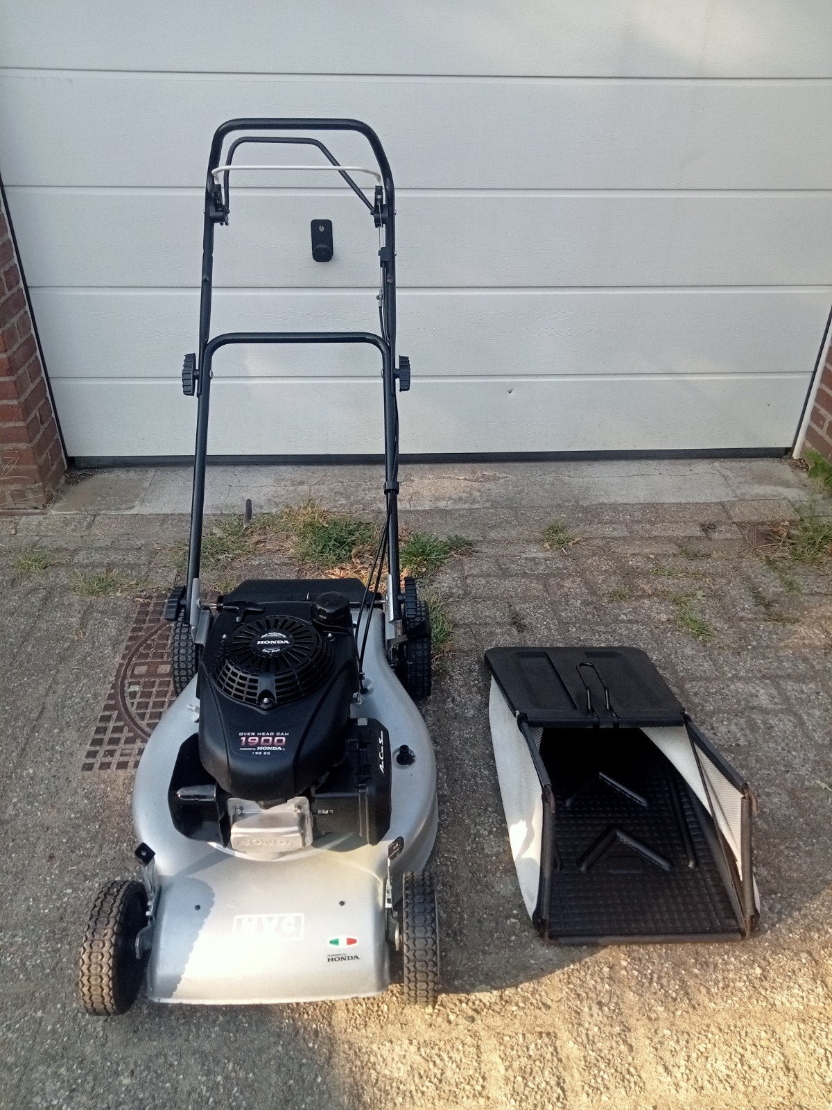 Honda Benzine Grasmaaier Zelfrijdend, Ophalen, Zo goed als nieuw, 50 cm of meer, Opvangzak