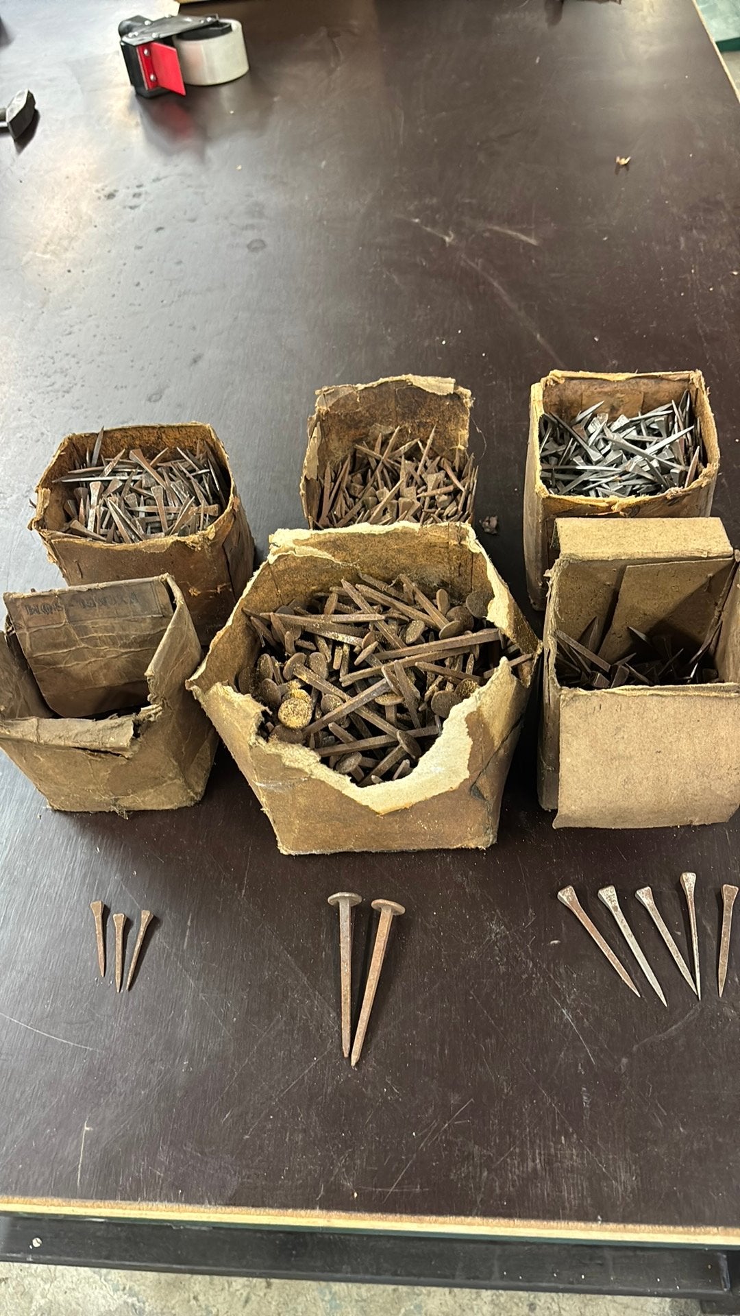 Antieke nagels tbv hoefijzers, Ophalen of Verzenden