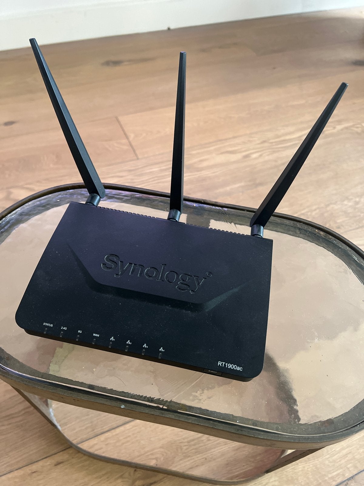 Synology RT1900ac Router - Zo goed als nieuw, Computers en Software, Ophalen of Verzenden, Zo goed als nieuw, Router