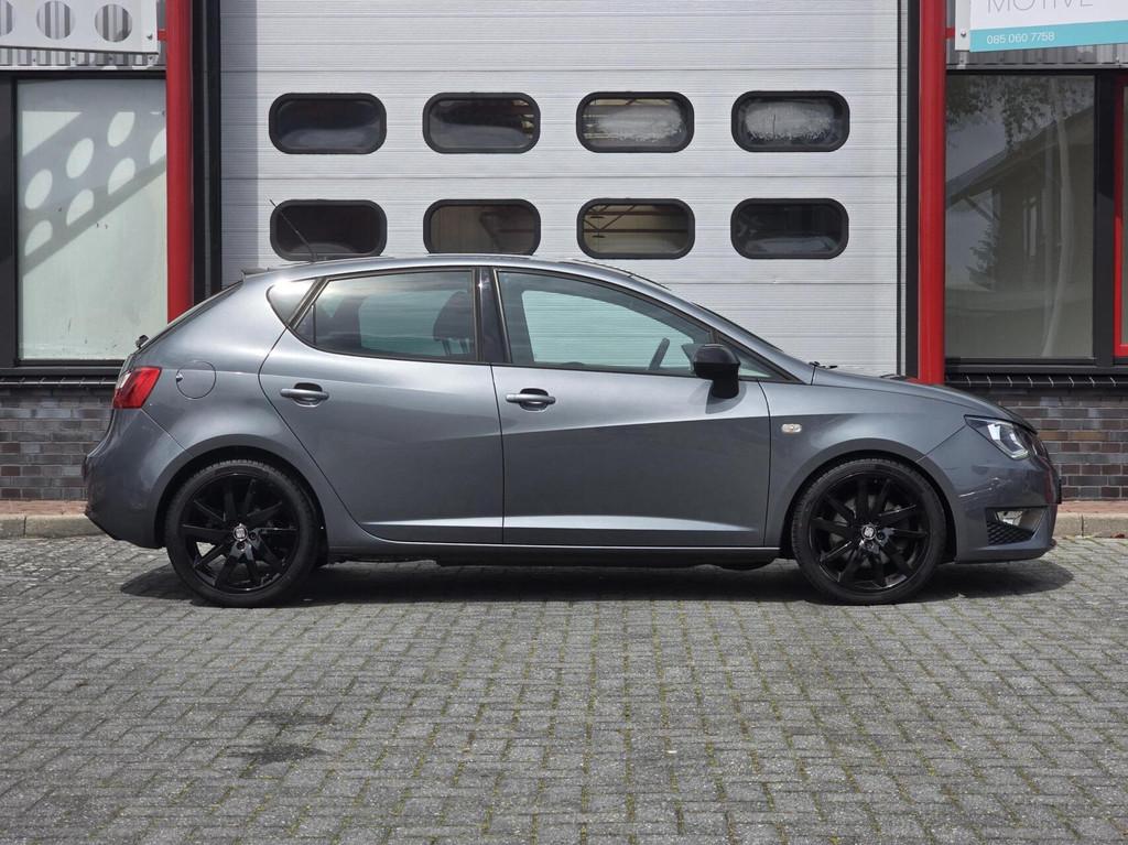 Seat Ibiza 1.0 EcoTSI FR Connect Navi/CarPlay/Cruise/Clima, Voorwielaandrijving, Stof, Handgeschakeld, 550 kg