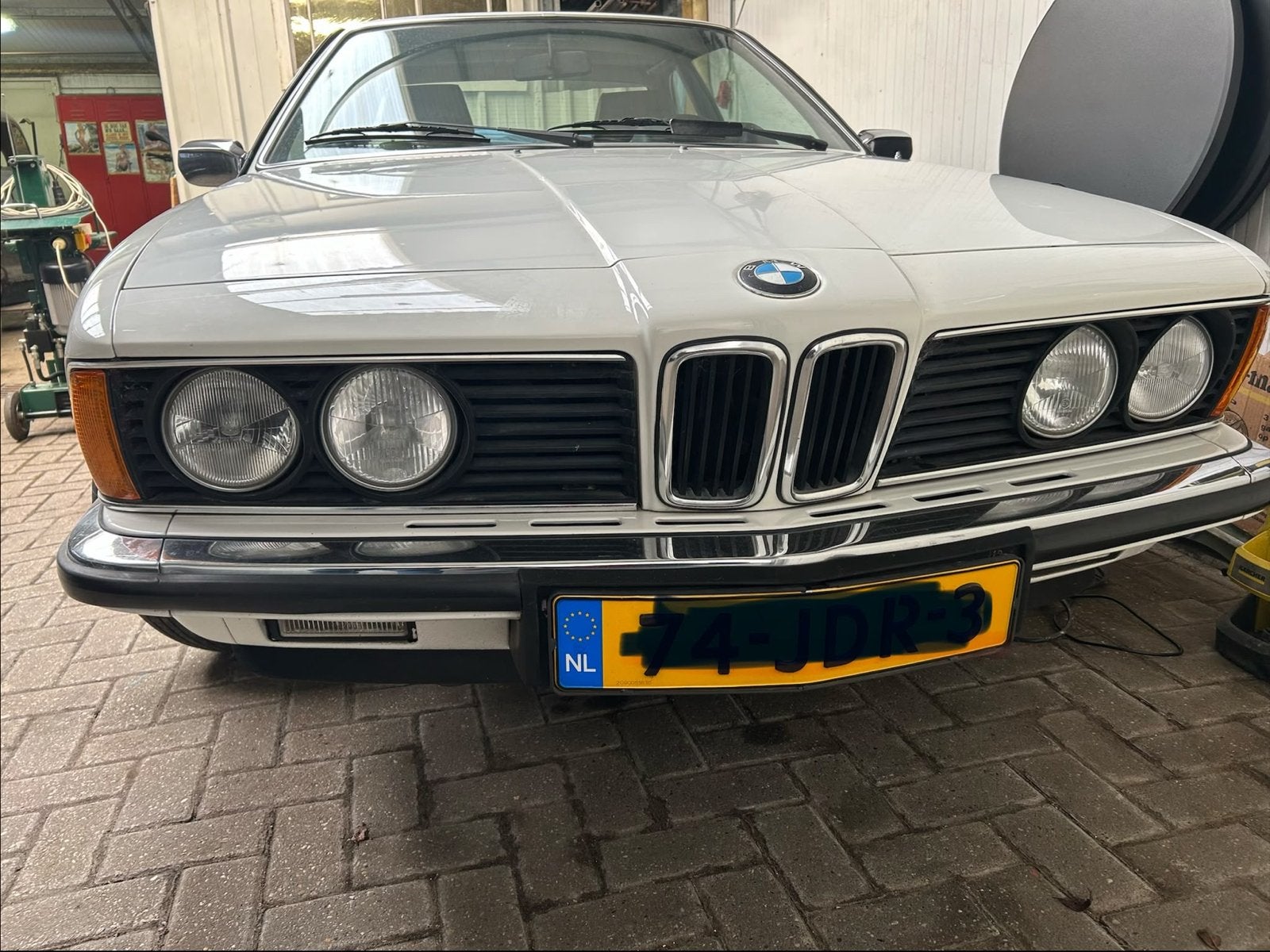 BMW 635CSI, Auto's, Automaat, Achterwielaandrijving, Beige, Leder