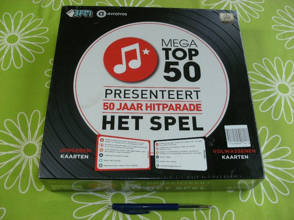 Nieuw in seal: Mega top 50 spel - 50 jaar tipparade, Vijf spelers of meer, Ophalen of Verzenden, Nieuw