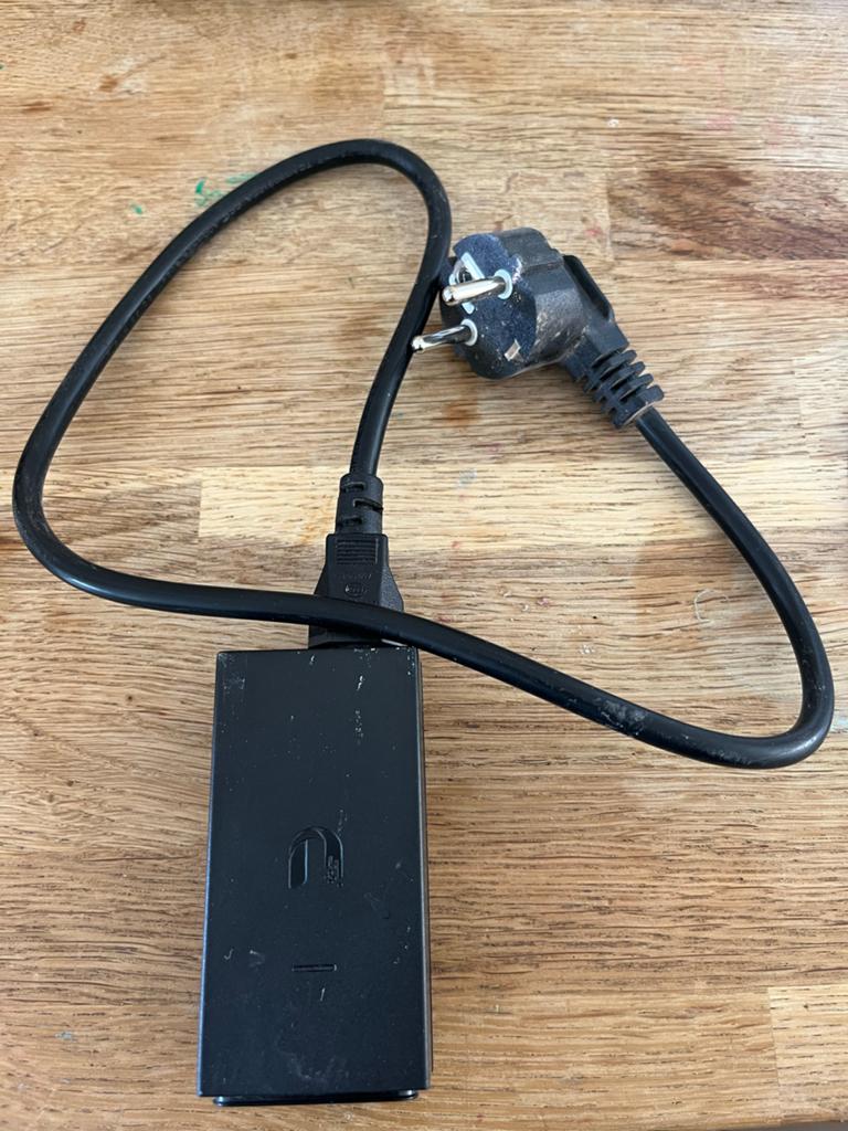 Ubiquiti UniFi Power over Ethernet (PoE) Adapter, Computers en Software, Netwerk switches, Gebruikt, Ophalen of Verzenden