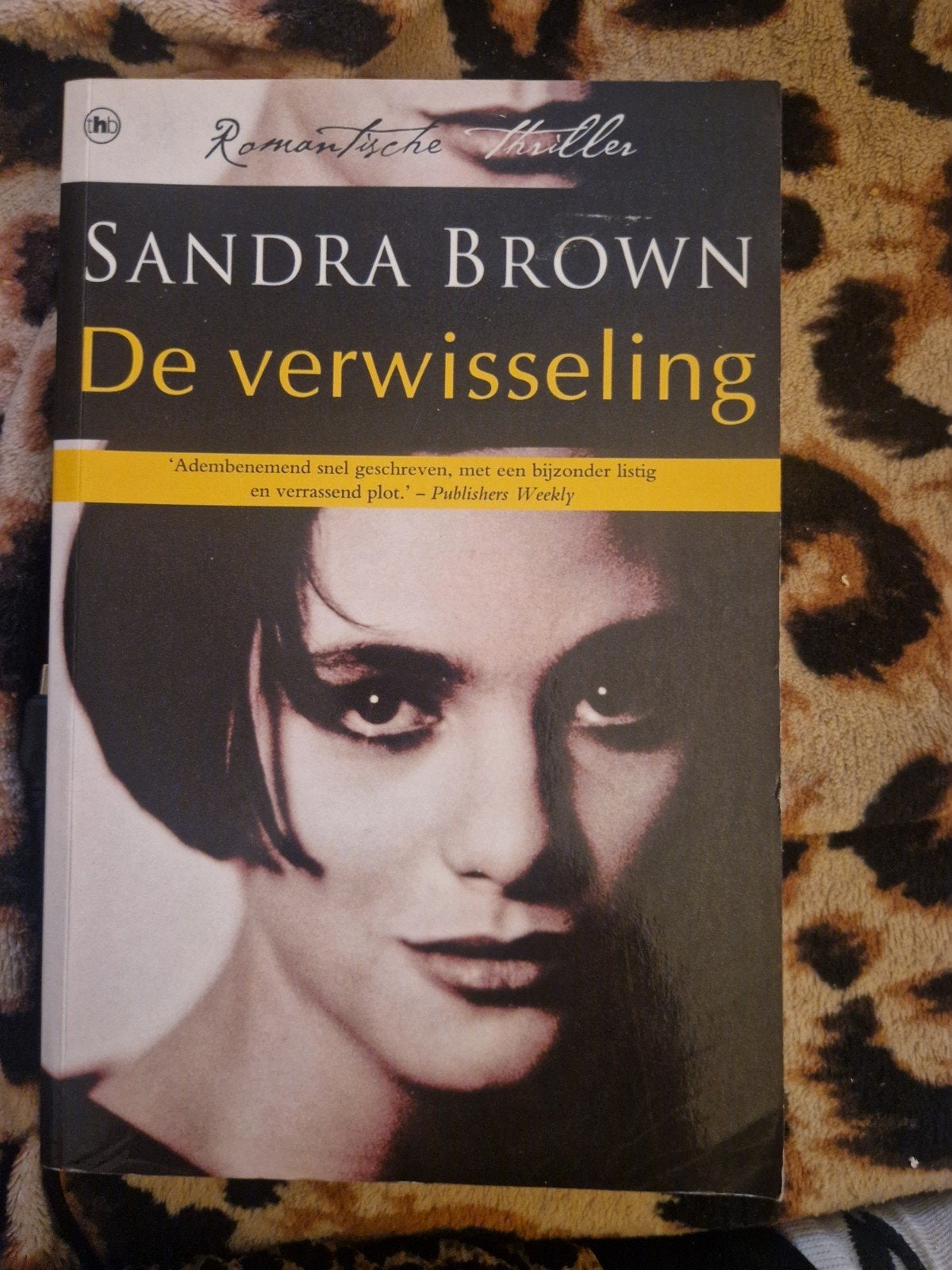 Sandra Brown - De verwisseling, Ophalen of Verzenden, Zo goed als nieuw, Sandra Brown
