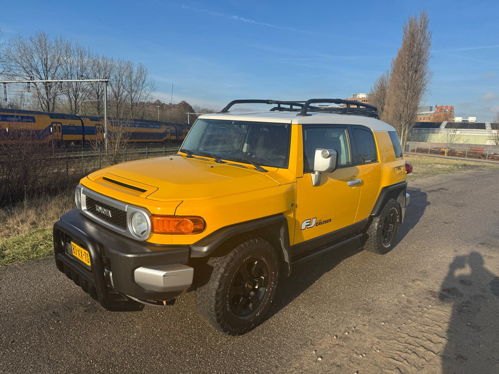 Toyota FJ  Cruiser ! Eerste Eigenaar ( Nieuwstaat) !, Auto's, 242 pk, 450 kg, Geel, Geïmporteerd