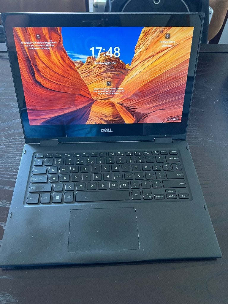 Dell Latitude 3390 2-in-1, Computers en Software, Windows Laptops, Met videokaart, 2 tot 3 Ghz, Qwerty, 8 GB