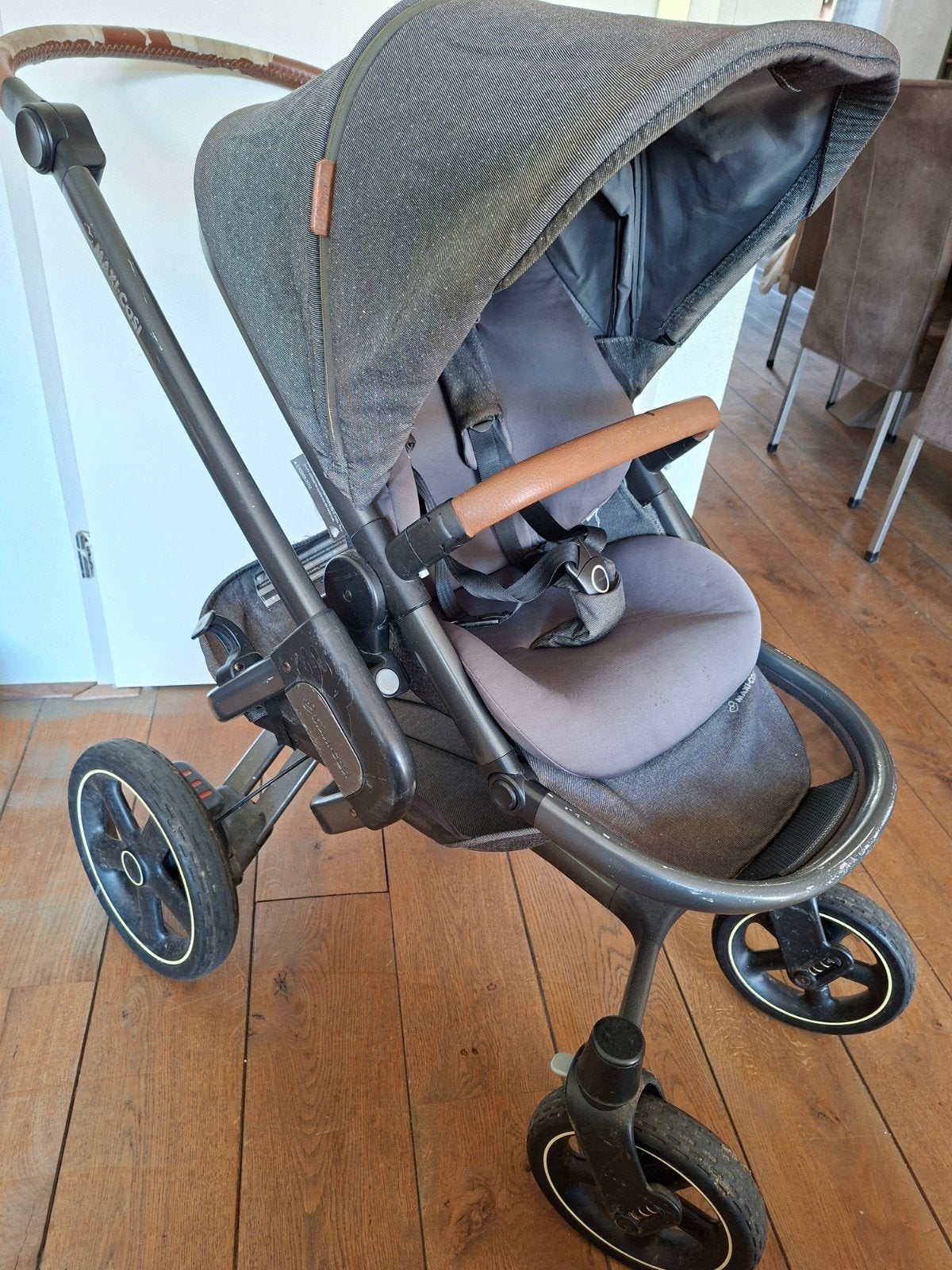 Maxi-Cosi Nova Combiwagen Set - Sparkling Grey, Ophalen, Gebruikt, Combiwagen, Luchtbanden