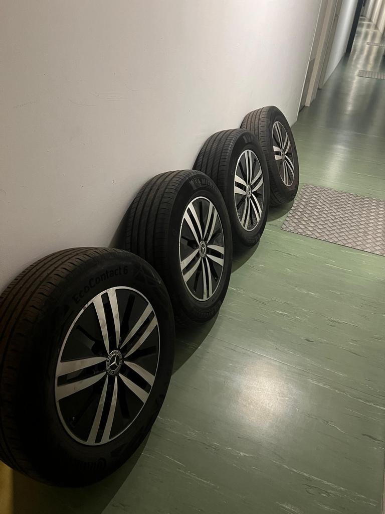 Mercedes-Benz GLB Velgen met Zomerbanden - 17 inch, Ophalen, Banden en Velgen, 17 inch, Personenwagen