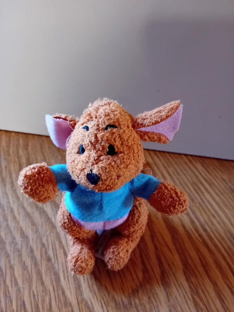 Disney Winnie de Poeh pluche Roe mcd 2003 - 10cm, Ophalen of Verzenden, Winnie de Poeh of vrienden, Gebruikt, Beeldje of Figuurtje