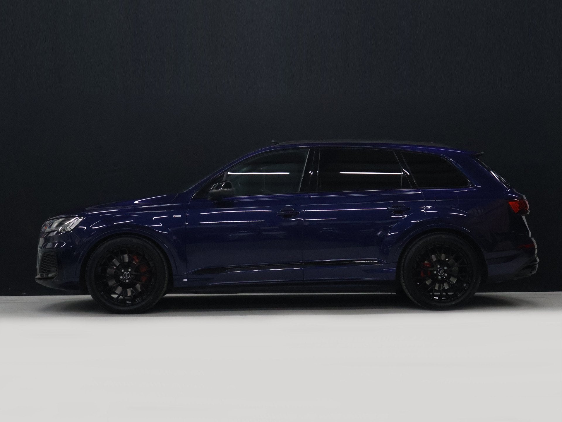 Audi Q7 60 TFSI e quattro Competition [S-LINE, SCHUIFKANTELD, Auto's, Automaat, Dealer onderhouden, Gebruikt, Zwart