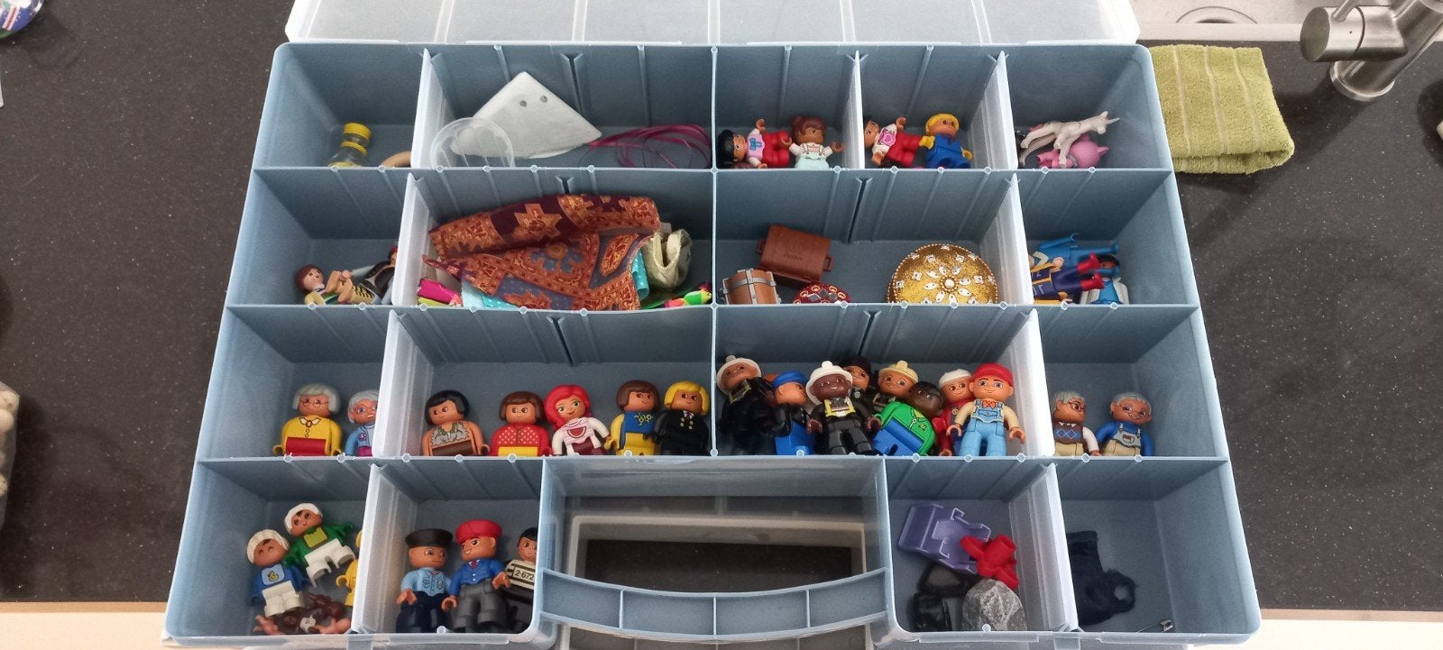 Therapie poppetjes Een taal erbij., Ophalen