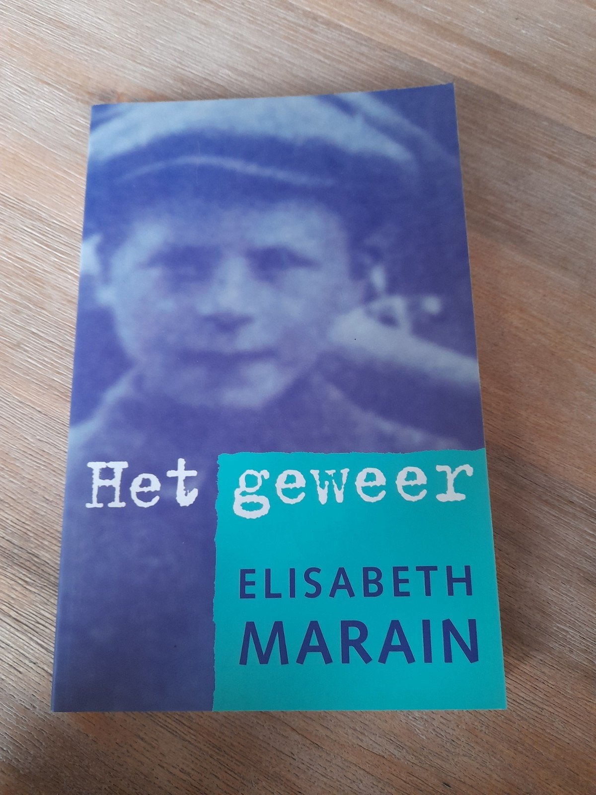 Het Geweer - Elisabeth Marain, Ophalen of Verzenden, Zo goed als nieuw, Elisabeth Marain