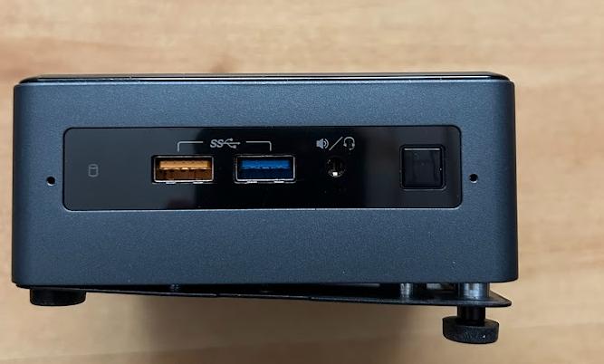 Intel NUC mini-pc met i7 Intel processor met 8GB (2x4) RAM, Computers en Software, Desktop Pc's, Zo goed als nieuw, 3 tot 4 Ghz