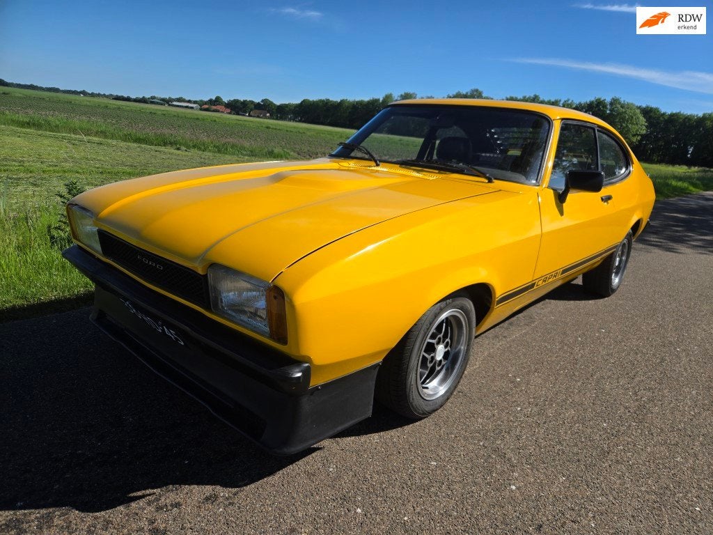 Ford Capri 1600 GT, Auto's, Lichtmetalen velgen, Zwart, 4 stoelen, Leder en Stof