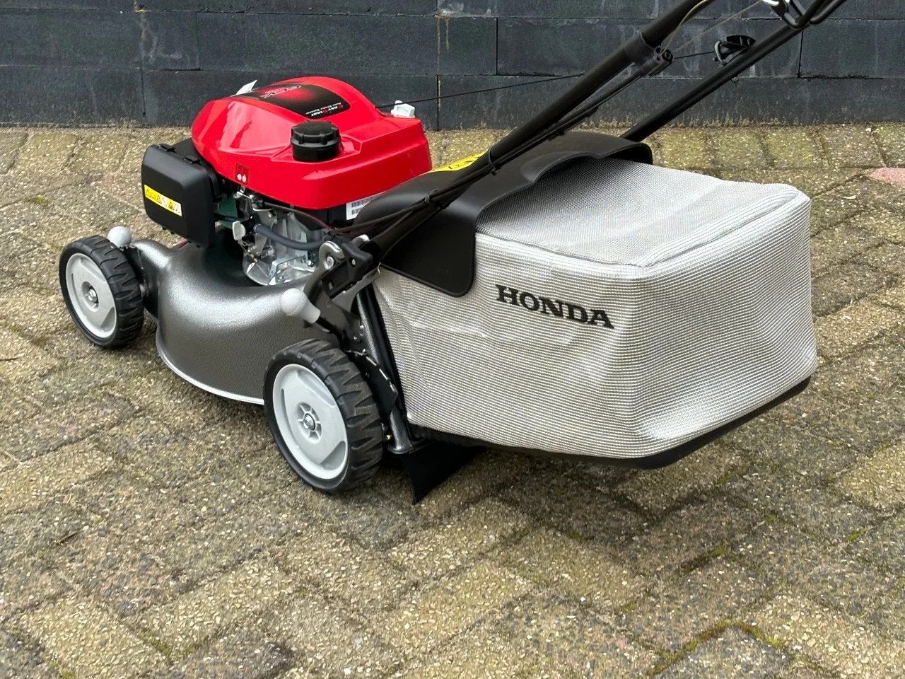 Honda Gazonmaaier met aandrijving grasmaaier ACTIE, Gebruikt, Honda