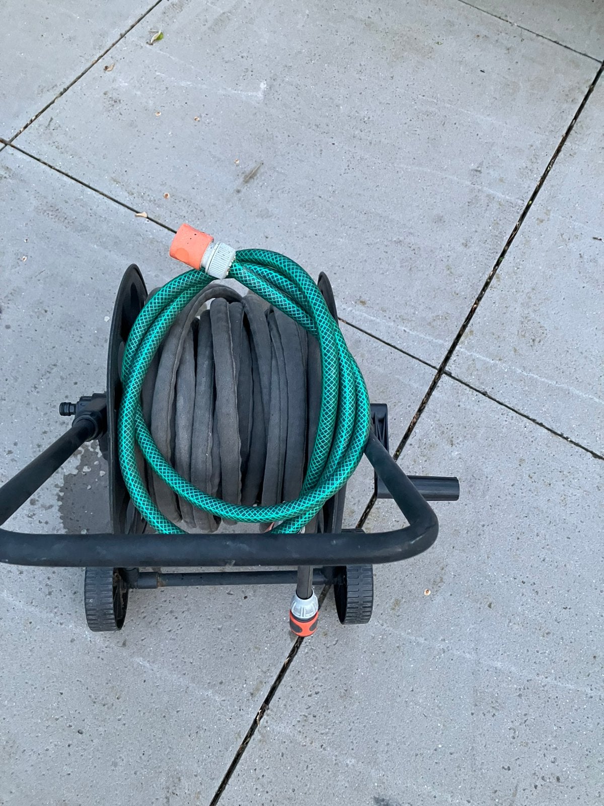 Slangen wagen met 25 meter gardena liano life slang, Tuin en Terras, Tuinslangen, Ophalen, Gebruikt, Tuinslanghaspel