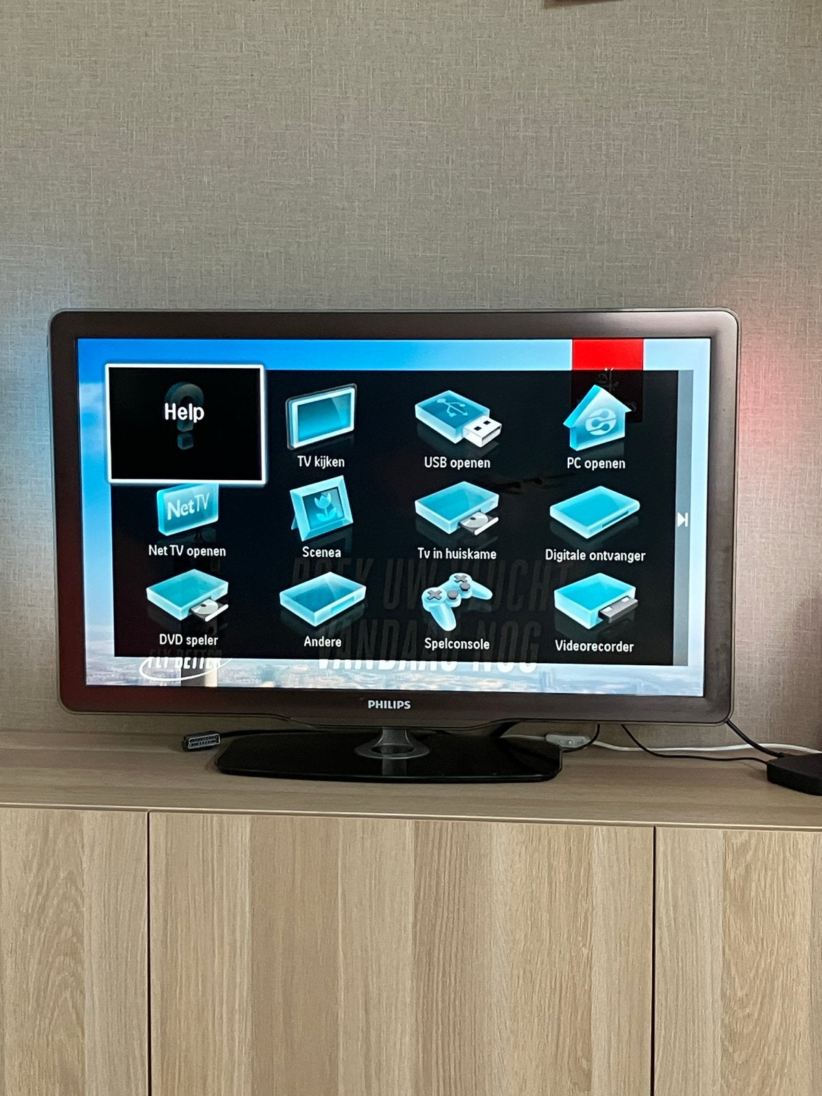 Philips Ambilight 37” Full HD TV 37PFL7605H/12, Ophalen, Philips, Gebruikt, LCD