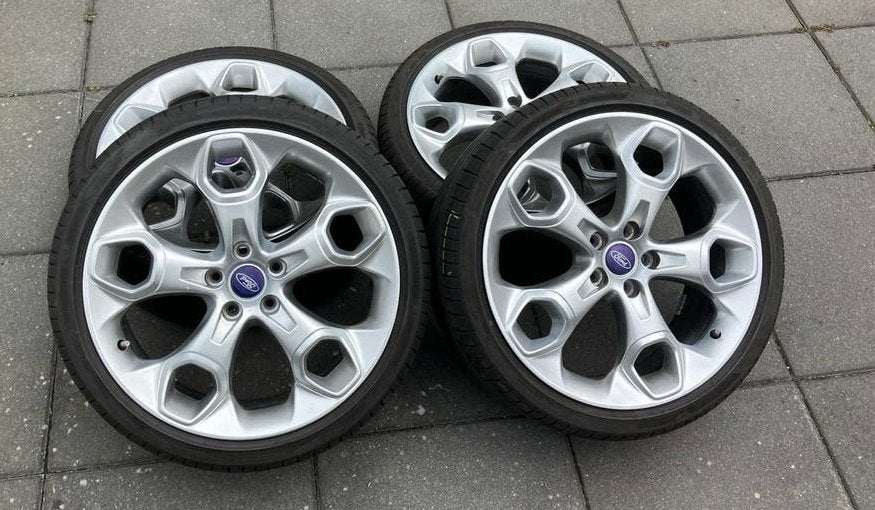 19 inch ford Focus Mondeo velgen premium banden, Banden en Velgen, 235 mm, Zomerbanden, Ophalen