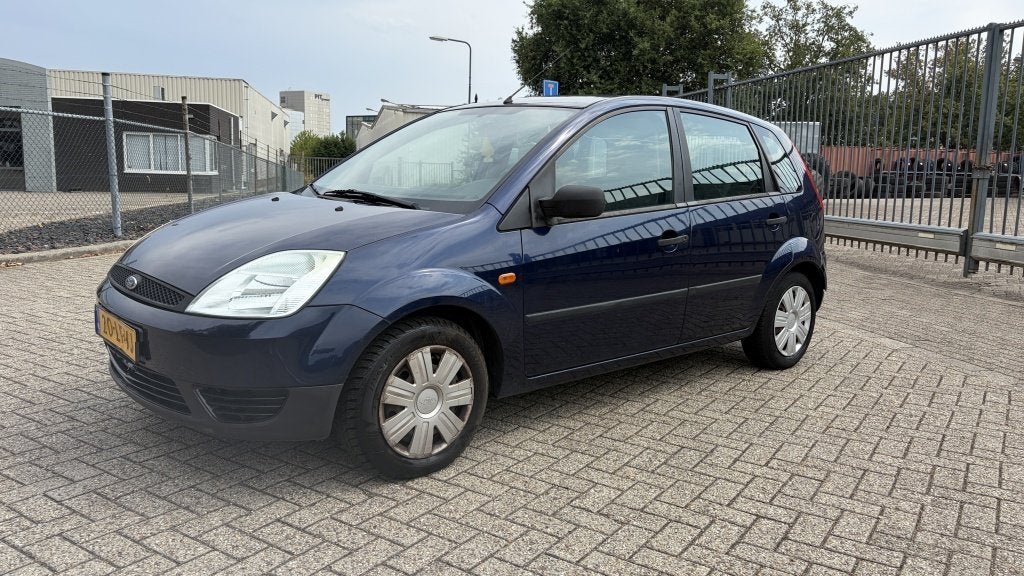 Ford Fiesta 1.3 Ambiente I APK tot 29-8-2027 (bj 2002), Auto's, 100 kg, 1299 cc, Gebruikt, 4 cilinders