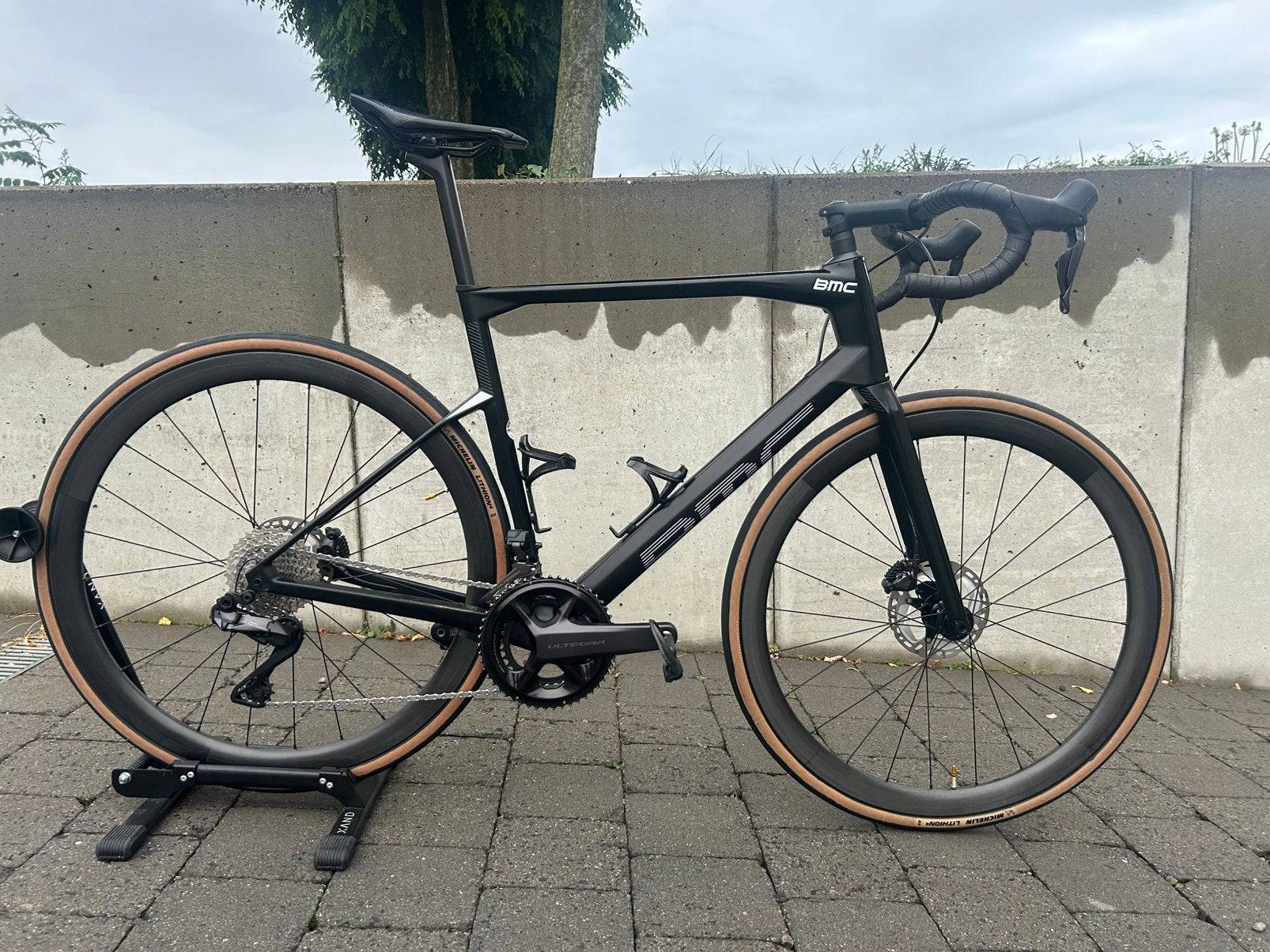 Bmc roadmachine three ultegra di2 powermeter carbon wielset, Fietsen en Brommers, 28 inch, Carbon, Zo goed als nieuw, Meer dan 20 versnellingen