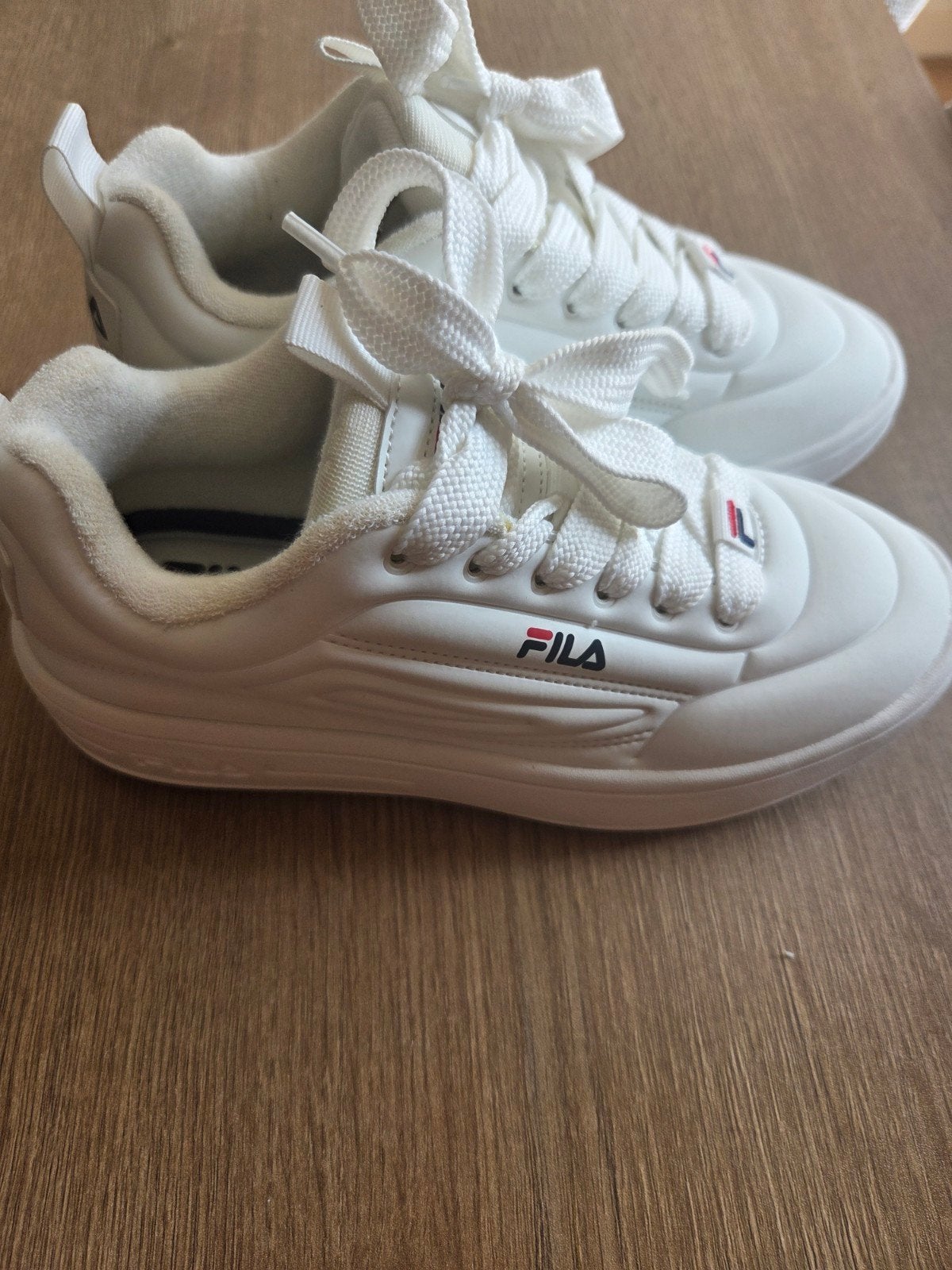 Fila Superbubble WMN Sneakers - Maat 39, Wit, Nieuw, Ophalen of Verzenden, Sneakers of Gympen