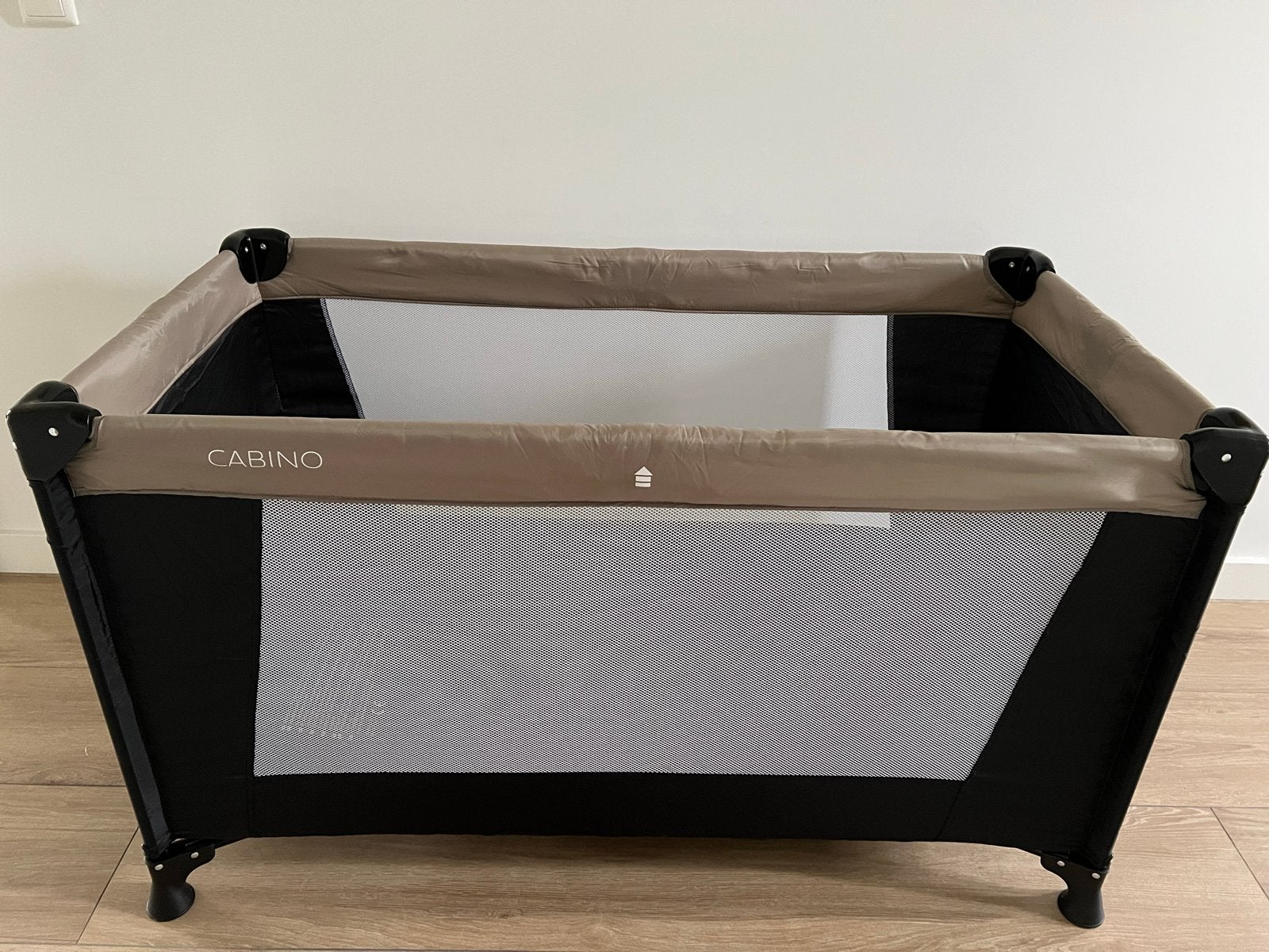 Cabino playpen kampeerbed, Ophalen, Zo goed als nieuw, Rechthoekig, Wieltjes