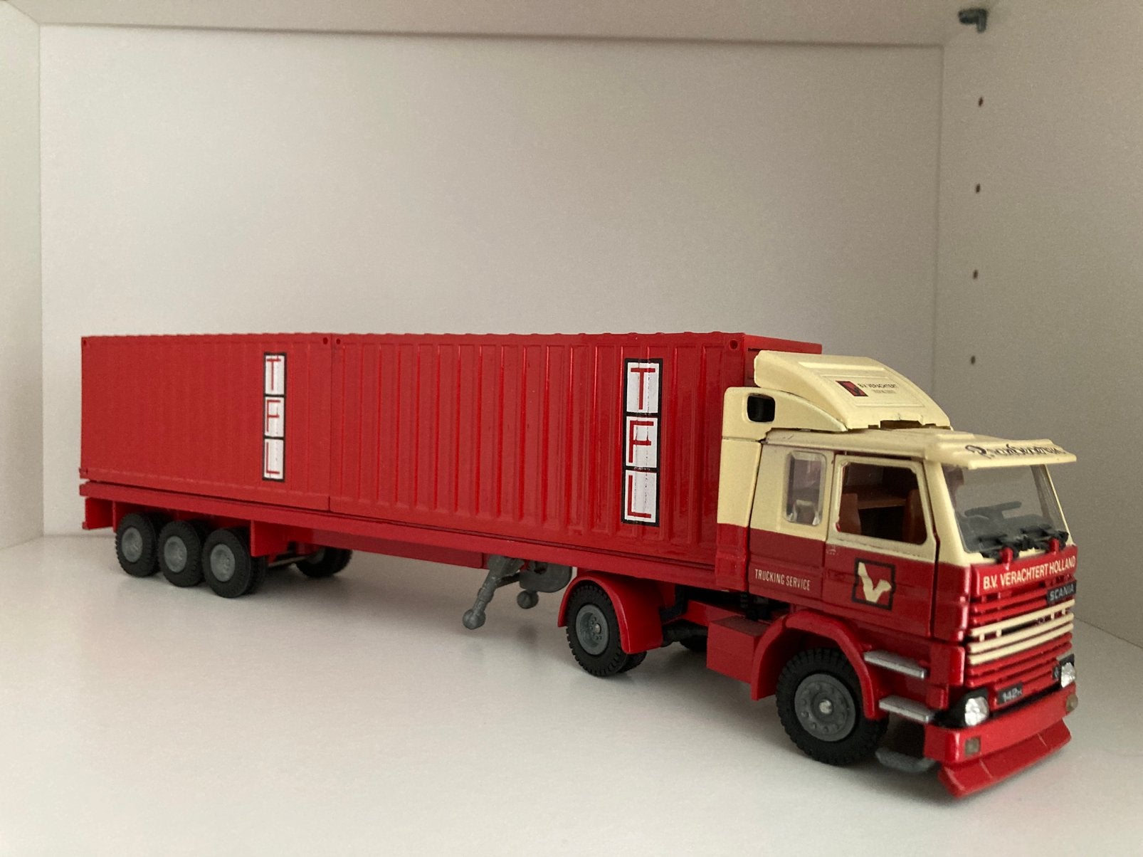 P. van Oeveren tekno, Ophalen of Verzenden, Zo goed als nieuw, Bus of Vrachtwagen, Tekno