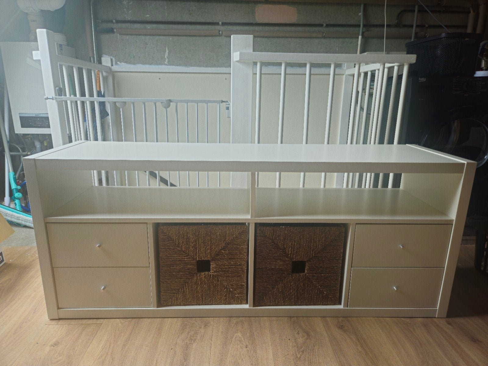 Kallax TV-meubel met 2 lades en 2 rieten manden, Huis en Inrichting, Ophalen, Gebruikt, 100 tot 150 cm, Minder dan 100 cm