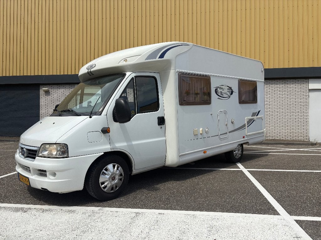 Fiat Ducato LMC Liberty 582TI 2005 / Camera / Fietsendrager, Standaard zit, Fiat, Bedrijf, 5 tot 6 meter