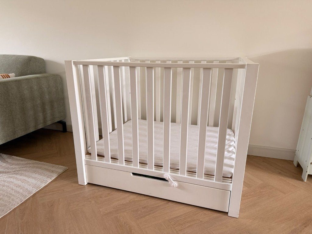 Bopita baby box met lade en gratis matras - 102x81x81cm, Ophalen, Gebruikt, Rechthoekig, In hoogte verstelbaar