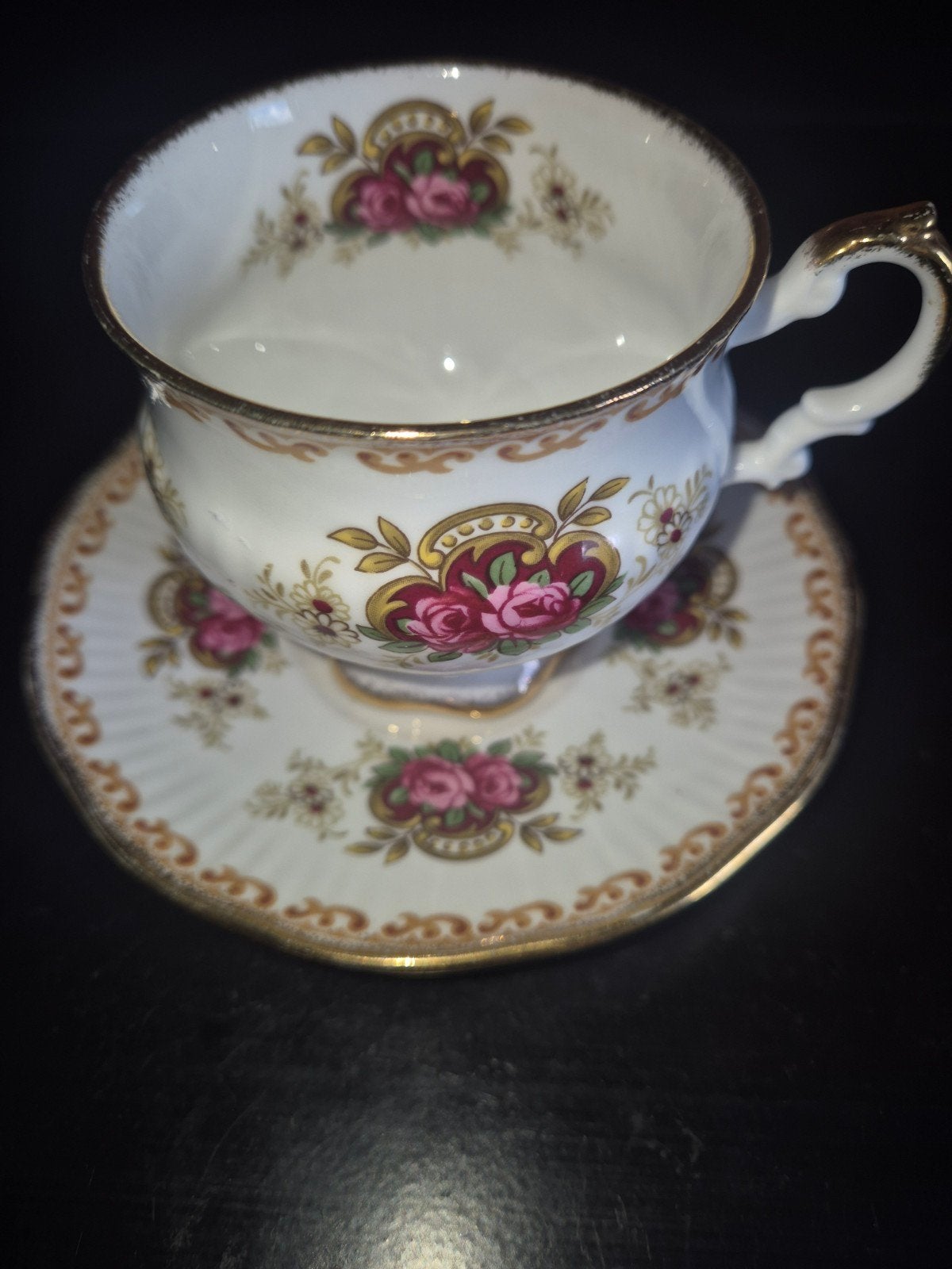 Elisabethan fine bone china porselein, Verzamelen, Ophalen of Verzenden, Zo goed als nieuw, Porselein, Kop en/of schotel