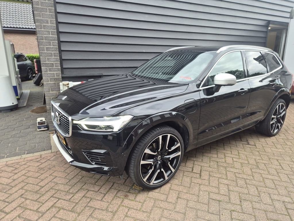 Volvo XC60 2.0 T8 Twin Engine AWD R-Design, Auto's, Automaat, Gebruikt, 1969 cc, Alcantara