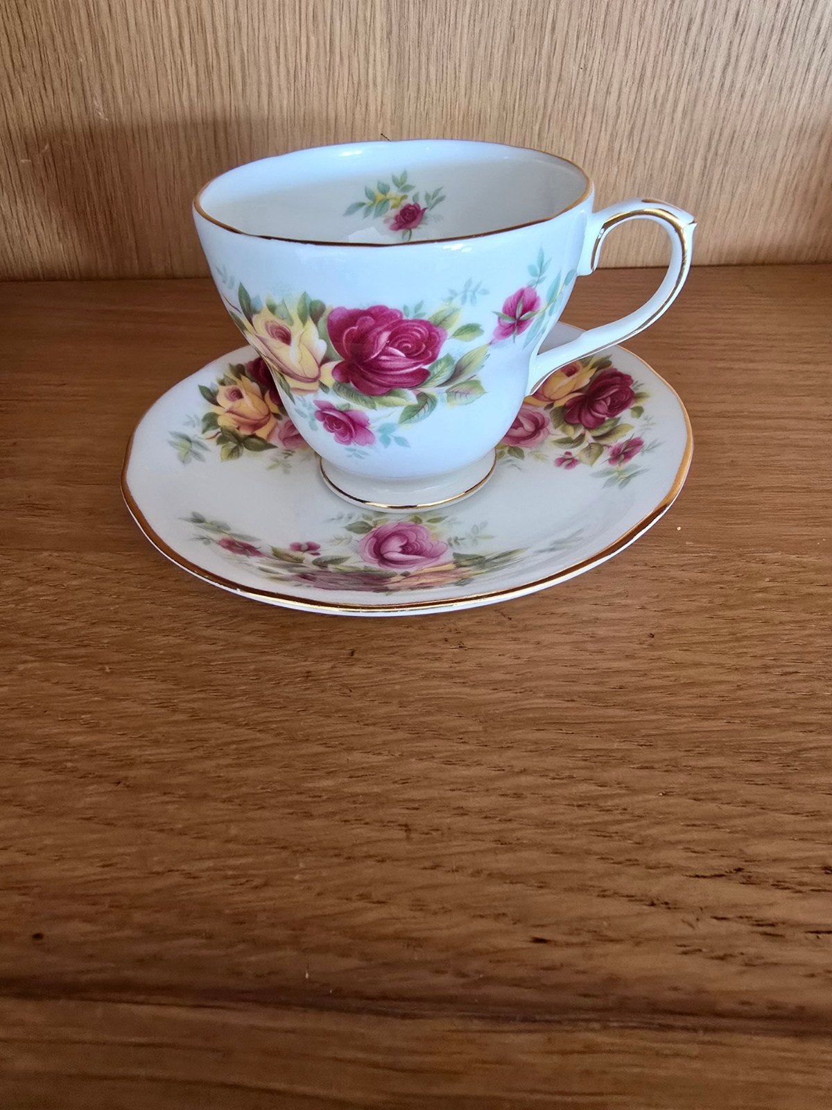 Antieke kop en schotel Royal Winchester , Bone China, Ophalen of Verzenden