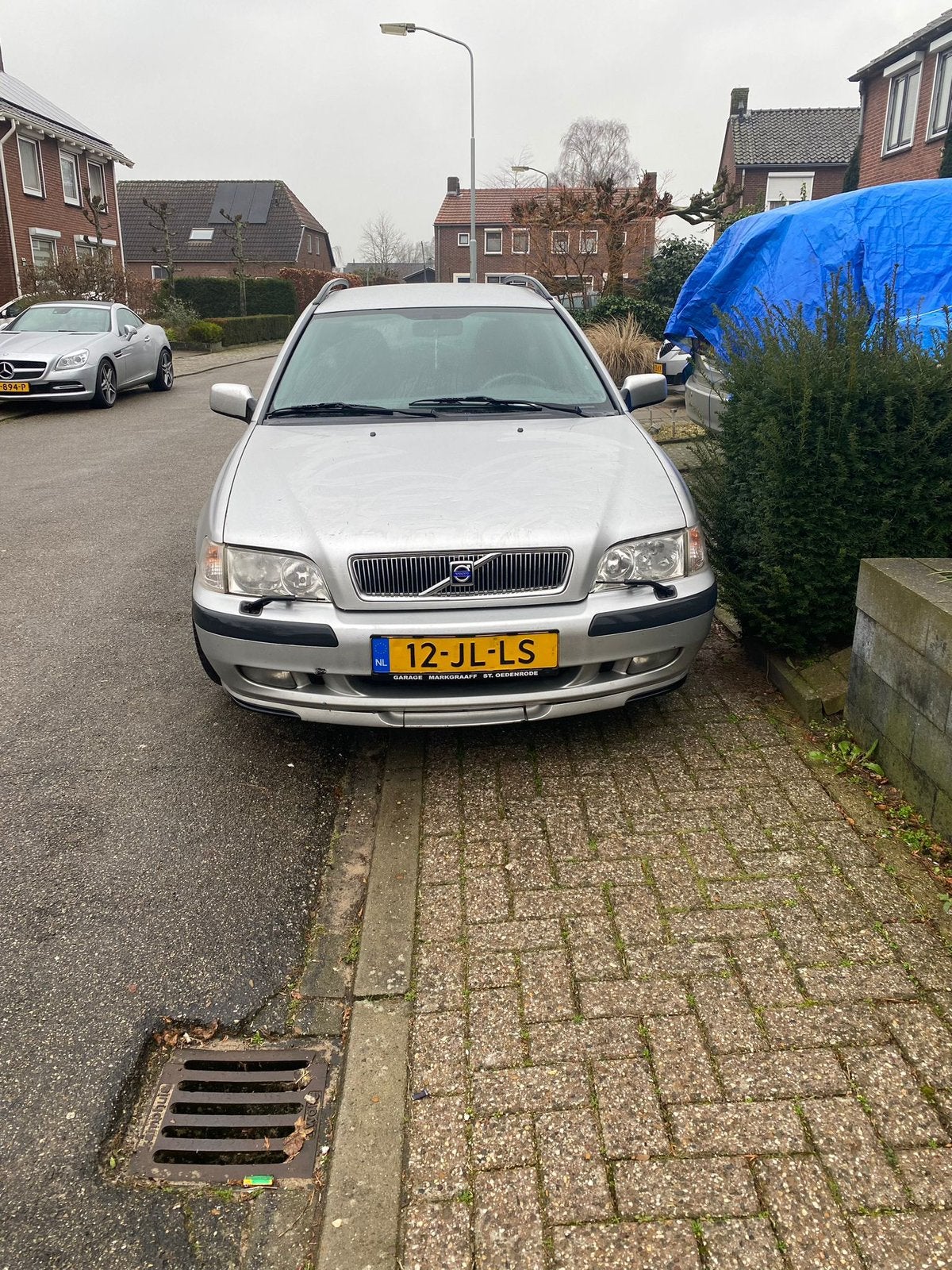 Volvo V40 1.8 AUT 2002 Grijs, Auto's, 1295 kg, 4 cilinders, 122 pk, 1783 cc