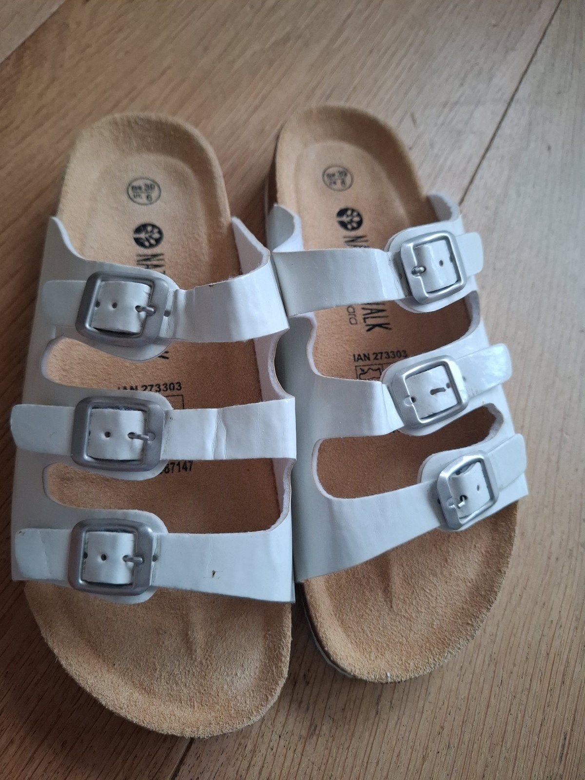 Witte slippers met gespen - Maat 39 natural walk, Ophalen of Verzenden