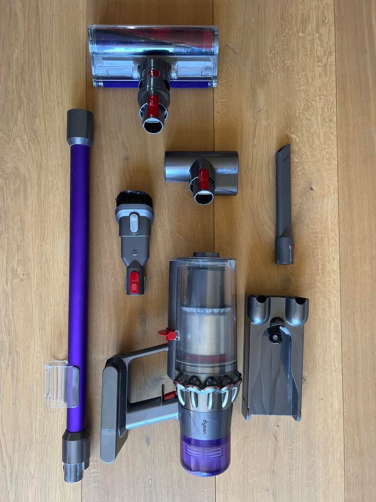 Dyson V11 Animal+ met Accessoires, Witgoed en Apparatuur, Stofzuigers, Ophalen, Stofzuiger, Zo goed als nieuw, Minder dan 1200 watt